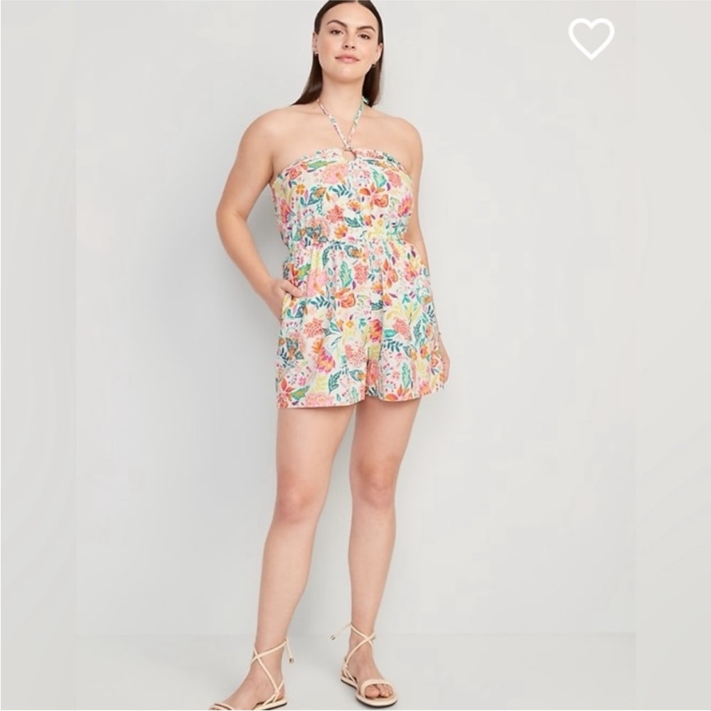 Old Navy Fit & Flare O-Ring Floral Romper with 3.5” inseam in Size 2X